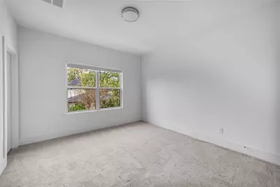 1745 Ojeman Point Lane, Houston, TX 77055 - Photo 32