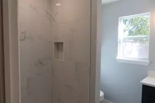 1103 Jocelyn St, Houston, TX 77023 - Photo 16