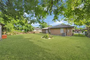 307 Midway Dr, Baytown, TX 77521 - Photo 14
