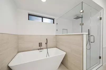 89 Towering Pines Drive, The Woodlands, TX 77381 - Photo 14