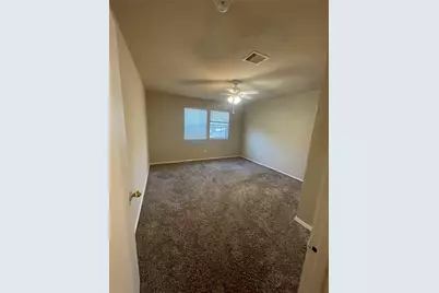 5313 Carmen Street #A, Houston, TX 77033 - Photo 4