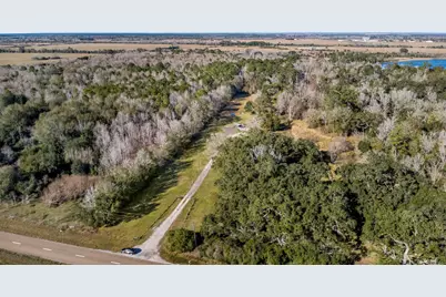 33349 Interstate 10, Anahuac, TX 77514 - Photo 28