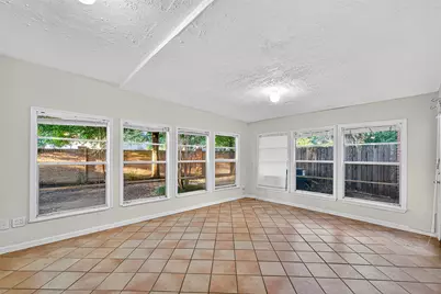 812 Fleetwood Place Drive, Houston, TX 77079 - Photo 22