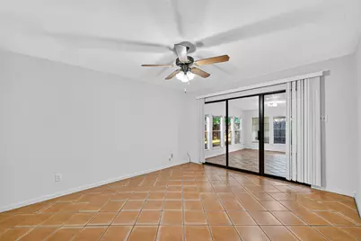 812 Fleetwood Place Drive, Houston, TX 77079 - Photo 34