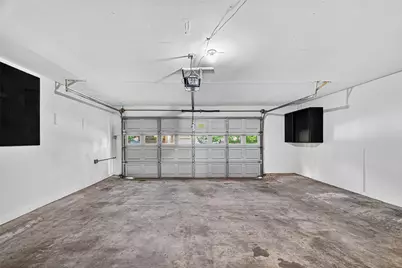 812 Fleetwood Place Drive, Houston, TX 77079 - Photo 38