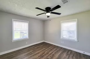 5815 Southseas St, Houston, TX 77033 - Photo 26