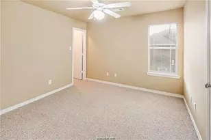 4053 Southern Trace Dr, College Station, TX 77845 - Photo 14