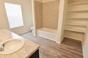 13146 Withee Path Ln, Houston, TX 77048 - Photo 8