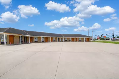 4602 Avenue H, Rosenberg, TX 77471 - Photo 2