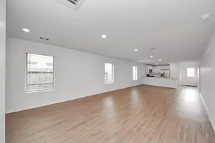 9014 Estes Lks Dr, Baytown, TX 77521 - Photo 10