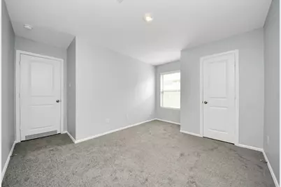 9014 Estes Lakes Drive, Baytown, TX 77521 - Photo 14