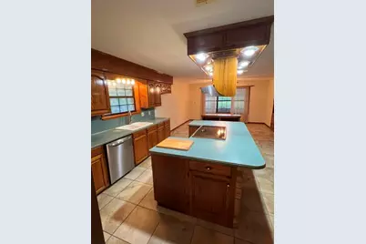121 Water Oak, Village Mills, TX 77663 - Photo 12