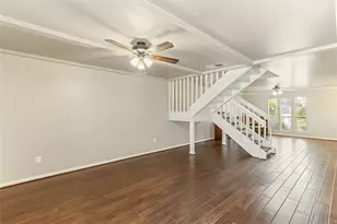 57 S Bachelor Button, Lake Jackson, TX 77566 - Photo 8