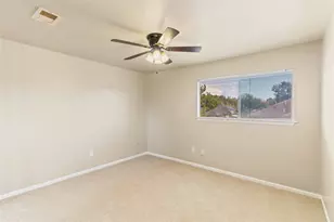 57 S Bachelor Button, Lake Jackson, TX 77566 - Photo 22