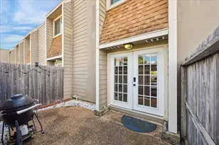 424 15th St, Galveston, TX 77550 - Photo 22