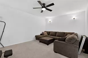 7703 Chacon Pl, Mont Belvieu, TX 77523 - Photo 30