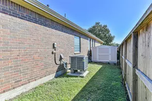 2539 Blue Heron Cir, Seabrook, TX 77586 - Photo 22