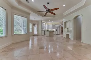 94 E Bracebridge Cir, The Woodlands, TX 77382 - Photo 22