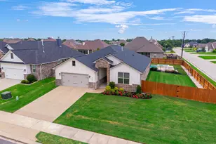 3353 Stonington Wy, Bryan, TX 77808 - Photo 1
