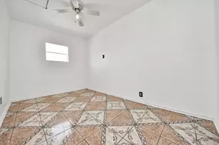 602 Massey Tompkins Rd, Baytown, TX 77521 - Photo 10