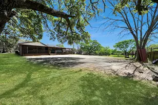 602 Massey Tompkins Rd, Baytown, TX 77521 - Photo 2