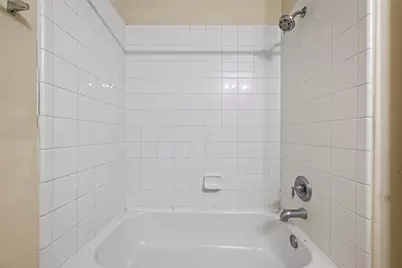 9127 N Ferndale Place Drive, Houston, TX 77064 - Photo 24