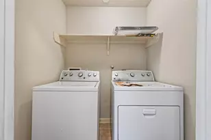 9127 N Ferndale Pl Dr, Houston, TX 77064 - Photo 12