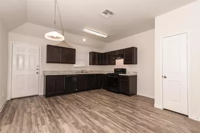 12306 Dawns Edge Drive, Houston, TX 77048 - Photo 8