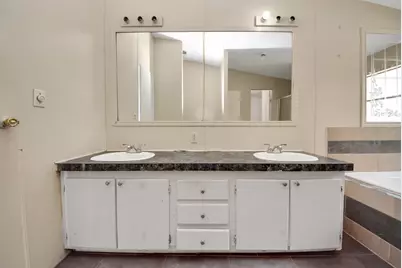 50 S Oak Dr, Cleveland, TX 77328 - Photo 24