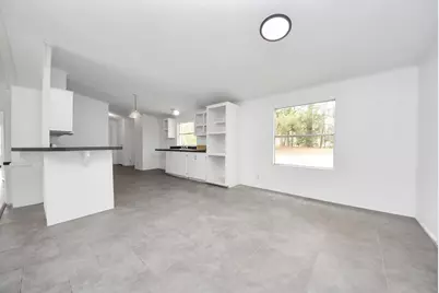 50 S Oak Dr, Cleveland, TX 77328 - Photo 10