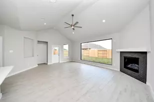 11103 Tulip Rdg Trl, Houston, TX 77044 - Photo 14