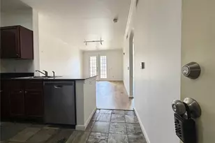 7575 Kirby Dr, Houston, TX 77030 - Photo 6