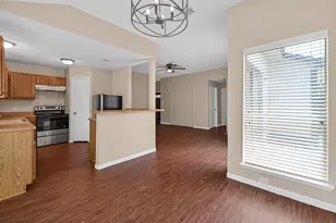 7823 Eastern Bluebird Dr, Humble, TX 77396 - Photo 8