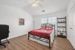 1725 Harvey Mitchell Pkwy S, College Station, TX 77840 - Photo 8