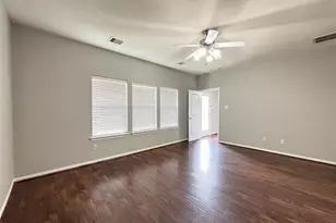 1323 Maple Ace Dr, Katy, TX 77493 - Photo 34