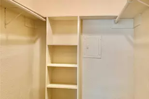 8100 Creekbend Dr, Houston, TX 77071 - Photo 10