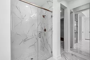 9118 Colonnade Wy, Manvel, TX 77578 - Photo 16