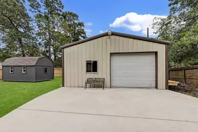 1703 N Roberson Street, Conroe, TX 77301 - Photo 42