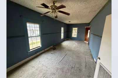 911 7th Street, Orange, TX 77630 - Photo 6