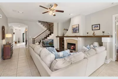 107 E Mirror Ridge Circle, The Woodlands, TX 77382 - Photo 18