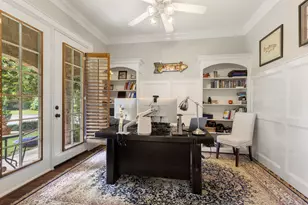 107 E Mirror Ridge Cir, The Woodlands, TX 77382 - Photo 12