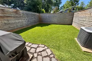 908 East 23rd, Houston, TX 77009 - Photo 28