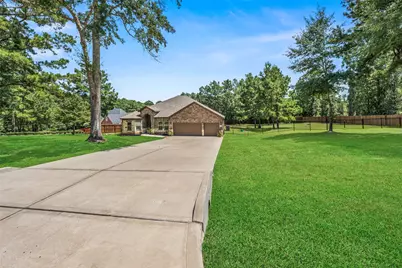 643 Southcreek Park, Livingston, TX 77351 - Photo 2