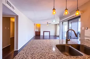 8020 Braesmain Dr, Houston, TX 77025 - Photo 10