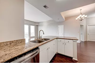3505 Sage Road #2106, Houston, TX 77056 - Photo 14
