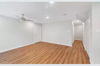 6617 Bacher Street #B, Houston, TX 77028 - Photo 8