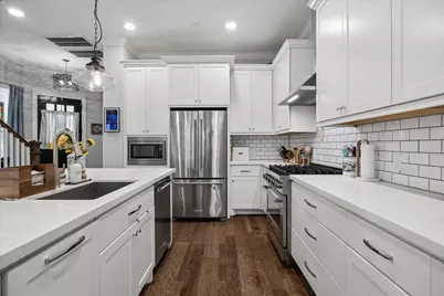 118 E 27th Street #B, Houston, TX 77008 - Photo 6