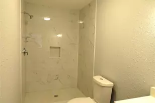 1103 Jocelyn St, Houston, TX 77023 - Photo 24