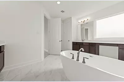 15644 Broadway Bend Drive, Conroe, TX 77302 - Photo 12