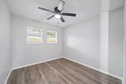8834 Brackley Lane, Houston, TX 77088 - Photo 12